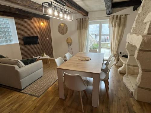 Gîte - Comme à la maison (Gite - Comme a la maison) in Valdivienne