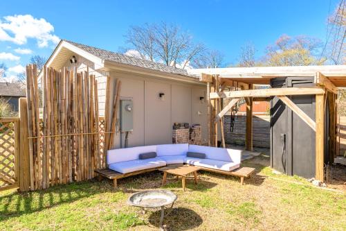 Kert, Adorable Solo-Traveler Retreat near Történelmi Rosedale-ültetvény