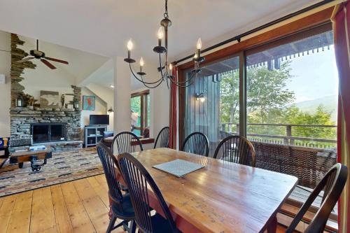 Rivendell Home at Hawk Mountain in Plymouth, USA