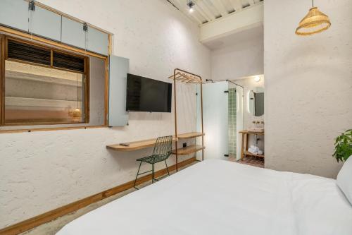 Suite, familiar
