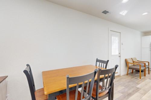 Texas Deer Blind Unit B in Canyon Lake, USA