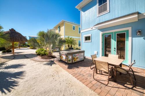 Spectacular Cottage with Hotel Amenities Near Disney at Margaritaville 3067KL - image 7