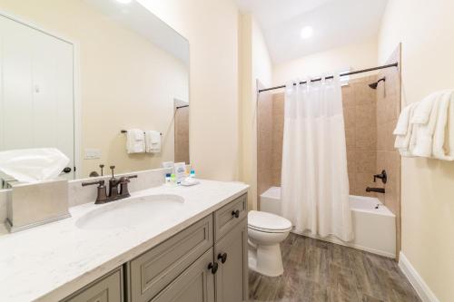 Cozy Cottage near Disney with Hot Tub at Margaritaville 3044SR - image 21
