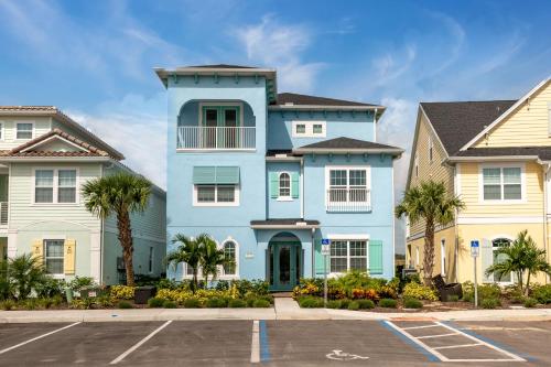 Beautiful Cottage With Private Pool Near Disney With Margaritaville Resort & Island H20 Access - 8153Su image