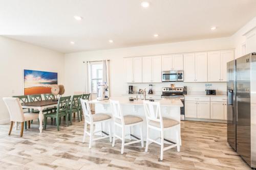 Beautiful Cottage with Private Pool near Disney at Margaritaville 8153Su - image 3