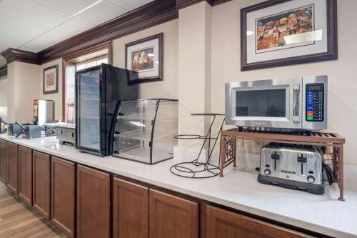 Best Western Mason Inn - image 12