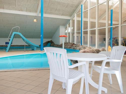 Piscine, 6 person holiday home on a holiday park in Hemmet in Falen