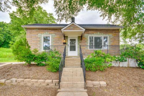 Danville Home with Patio Less Than half Mi to Caesars Casino! in Danville, USA