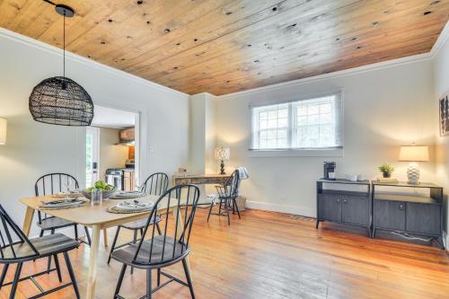 Danville Home with Patio Less Than half Mi to Caesars Casino! in Danville, USA