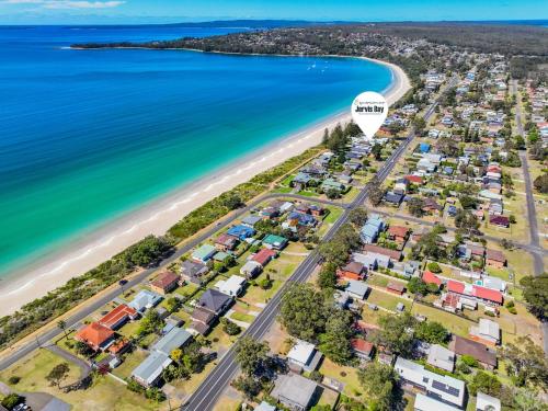 Bali Beach House by Experience Jervis Bay - image 5