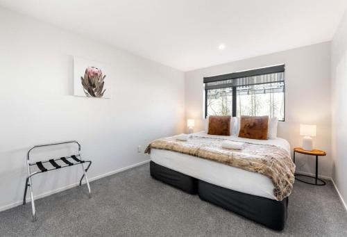 Four-Bedroom House image 4