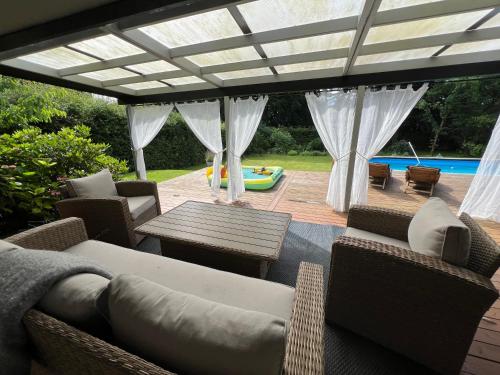 Villa with private pool and jacuzzi in Ringsted