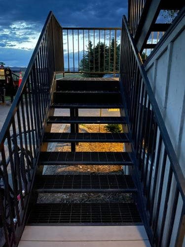 Mountain View Suite in Ennisa (MT)