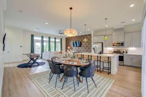 Luxurious 3BD - Rooftop Movie - Downtown - Foosball in Houston, USA