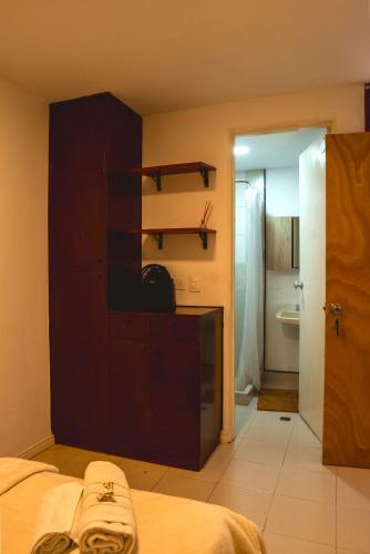Habitación sencilla con Baño privado en Poblado-A3, Medellín (photo 6)