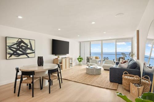 Noir Malibu Beach by Stay Awhile Villas in Malibu, USA