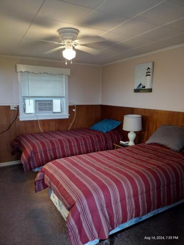 . Jeannies Dream Motel