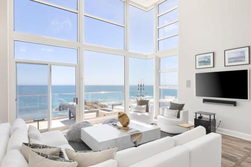 Villa Bahia by Stay Awhile Villas in Malibu, USA