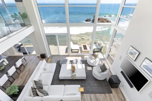Villa Bahia by Stay Awhile Villas in Malibu, USA
