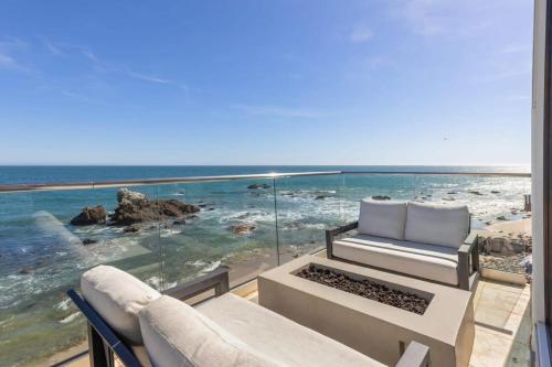 Villa Bahia by Stay Awhile Villas in Malibu, USA