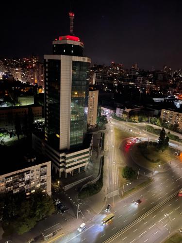 Apartments Center 2 - NEAR KHRESCHATYK - PALACE OF SPORTS - GULLIVER MALL - image 13