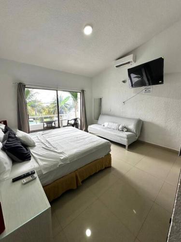 Spacious Two-Story Apartment in Hotel Zone Central Location, Just 5 Minutes from Nightlife and Tourist Hotspots, Cancún (fotografie 9)