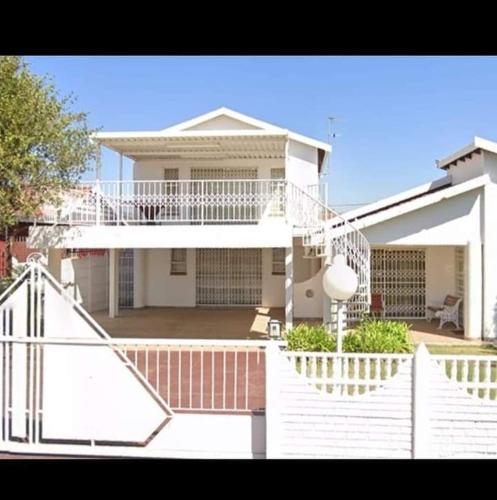 Protea Guest house in Ladysmith