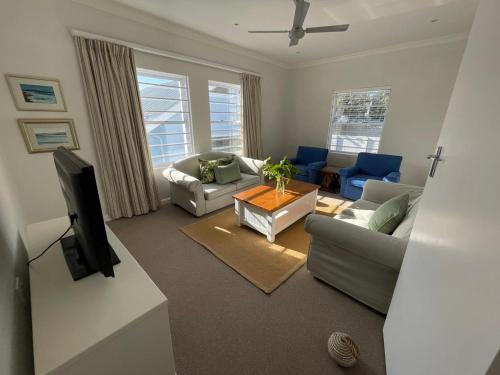 Facilities, Out Of The Blue in Kenton-on-Sea