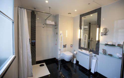 Wellington Hotel by Blue Orchid - main image