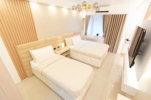 Hotel-Like Staycation1 MOA Pasay, Manila