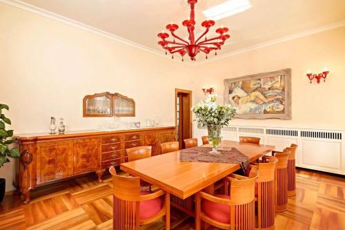 Fancy Modern Villa with Deluxe Interior, Сплит (фото 10)