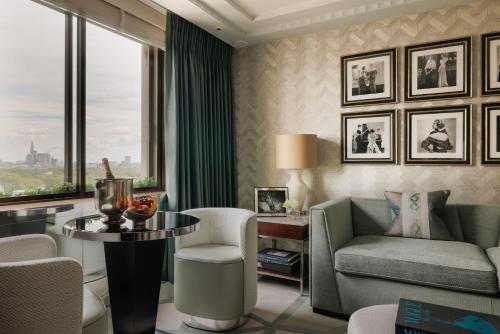 Four Seasons Hotel London at Park Lane - image 26