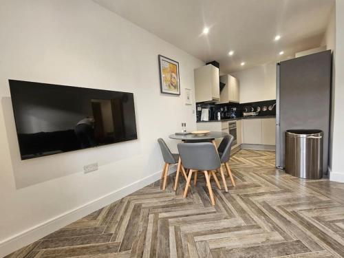 Apollo 16-1 bed town center Apollo 16-1 bed town center