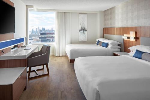 2 double beds