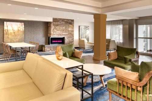 Fairfield Inn & Suites by Marriott Toronto Brampton - Hotel