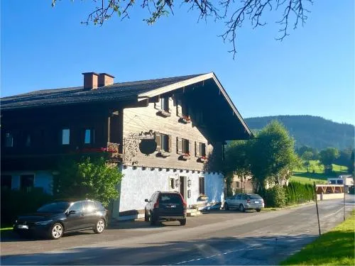 Gasthof Rösslhof in March, Österreich