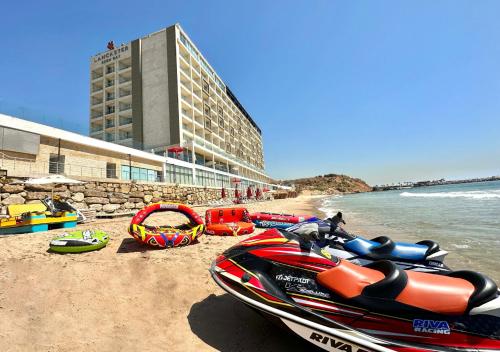 لانكستر إيدن باي لانكستر إيدن باي