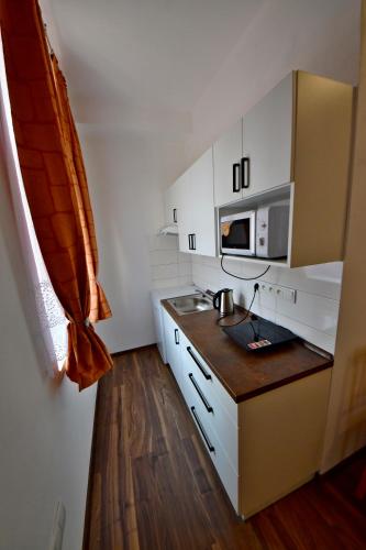Kitchen, Ubytovani u Rafy in Zirovnice