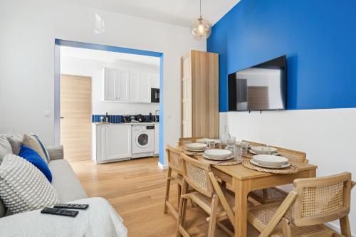 Lavie Maison Duo Sauna and Hot Tub Seaside