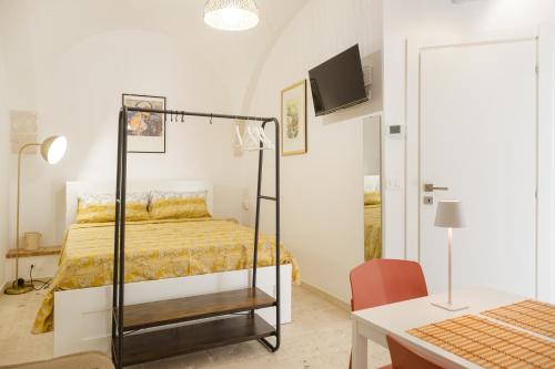 푸티나노 Sud Est 13 3성급 호텔 스위트룸