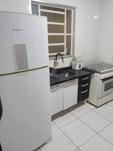 Casa simples confortável c Ar-cond p 6 Pessoas (Casa simples confortavel c Ar-cond p 6 Pessoas) in อราคาตุบ้า