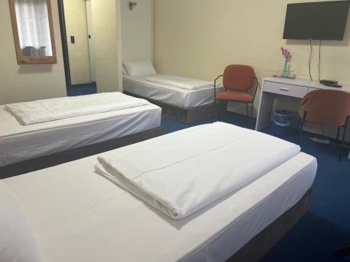 Hotel Am Flughafen Room Type - Triple Room