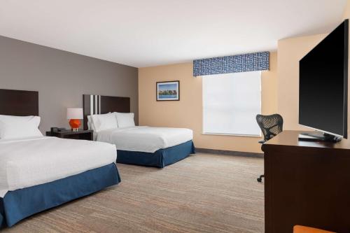 Hampton Inn & Suites Madison Downtown - image 6