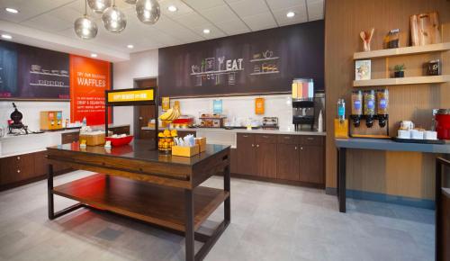 Hampton Inn Ogallala - image 2