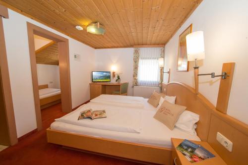 Hotel Glasererhaus - image 13