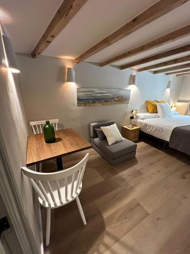 Calendula Hotel & Apartaments in San Feliu de Guixols