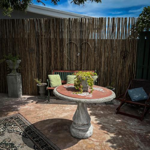 Holte vir die Voet Akkommodasie in 幹斯拜