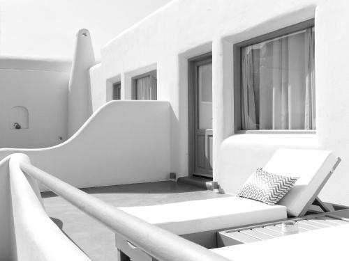 SAN MARINO SUITES - FIRA SANTORINI