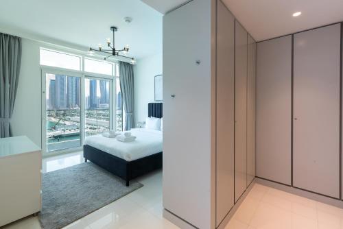 2 BR Apartment - Beach & Marina View, Dubai (photo 9)