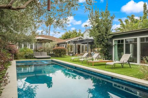 Venice Home with Game Room, Theater, Pool and Spa in Los Angeles, USA